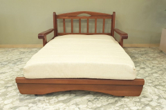 Negozio-divani-legno-a-baiano