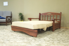 Negozio-divani-legno-a-liveri
