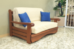 Negozio-divani-legno-a-scisciano