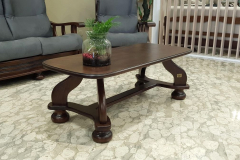 Negozio-divani-legno-a-quadrelle