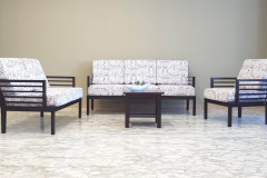 Show-room-divani-rustica-a-baiano